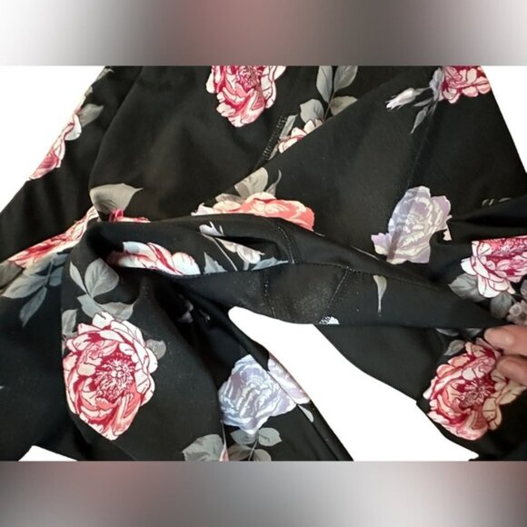 Women’s Floral Full Length Legging XL - Picture 7 of 8